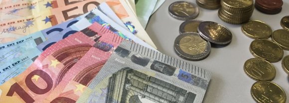 Scheingeld und Münzgeld verschiedener Werte